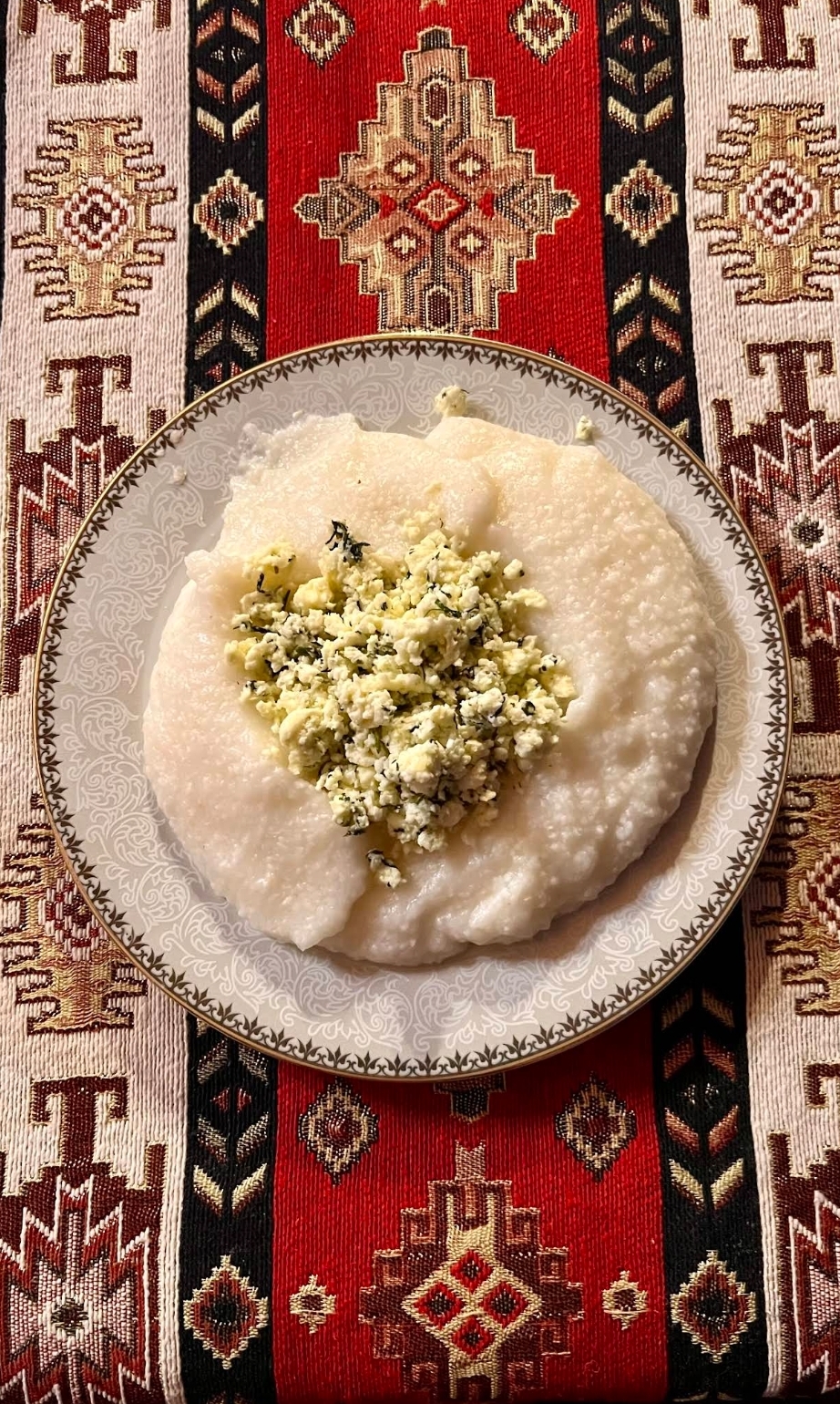 Elarji — traditional Megrelian cornmeal with cheese